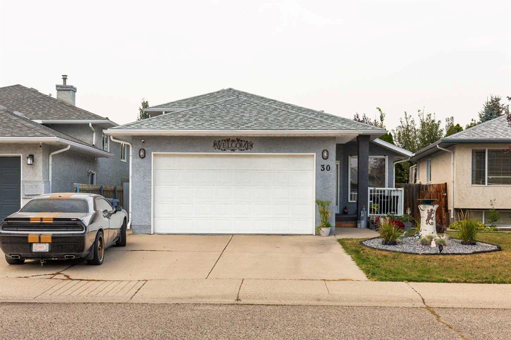30 Heritage Crescent W, A2255278, Alberta,