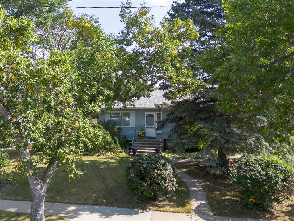 Third View of 5825 45 Avenue , Waskasoo, Red Deer, Alberta, T4N 3M1