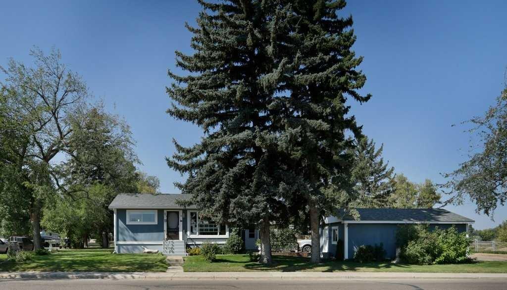4 spruce Avenue W, A2255392, Alberta,