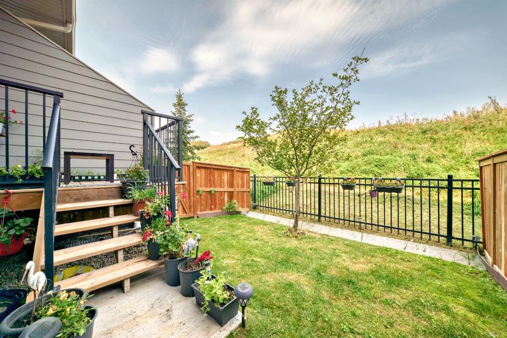 Fifth View of 206 Cranbrook Square SE, Cranston, Calgary, Alberta, T3M3E3