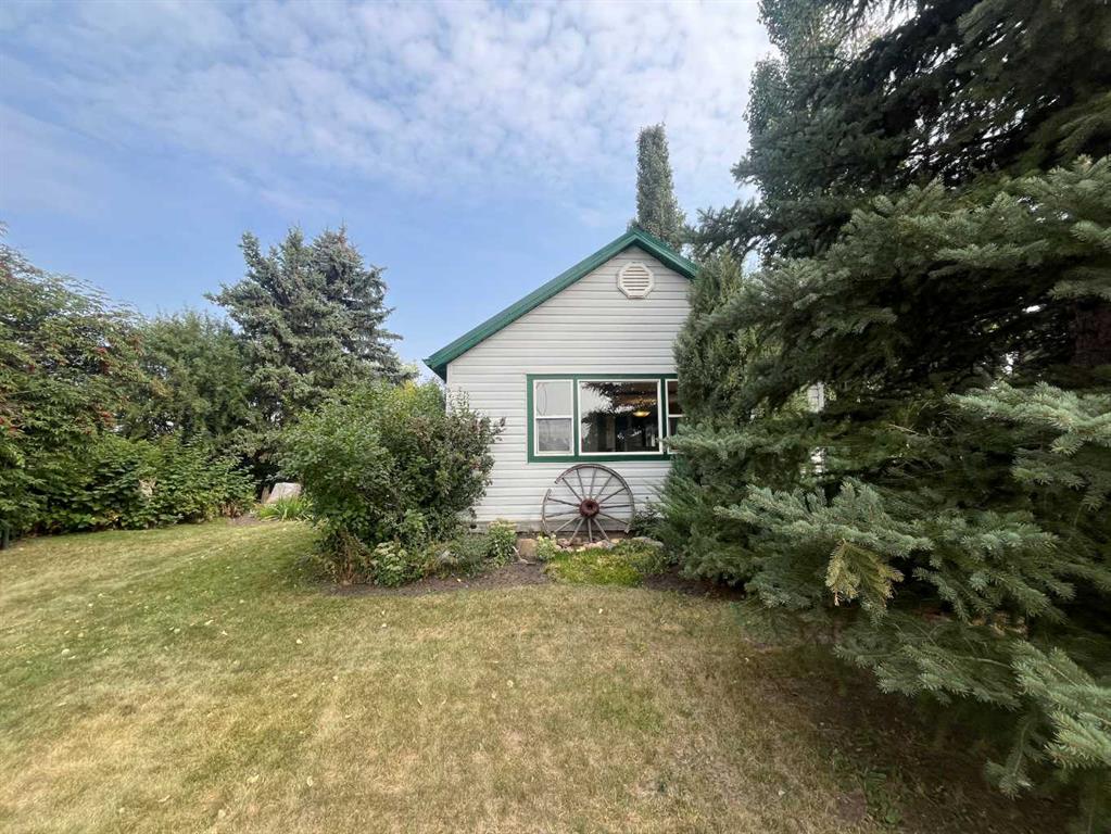112 Allison Street , A2255426, Alberta,