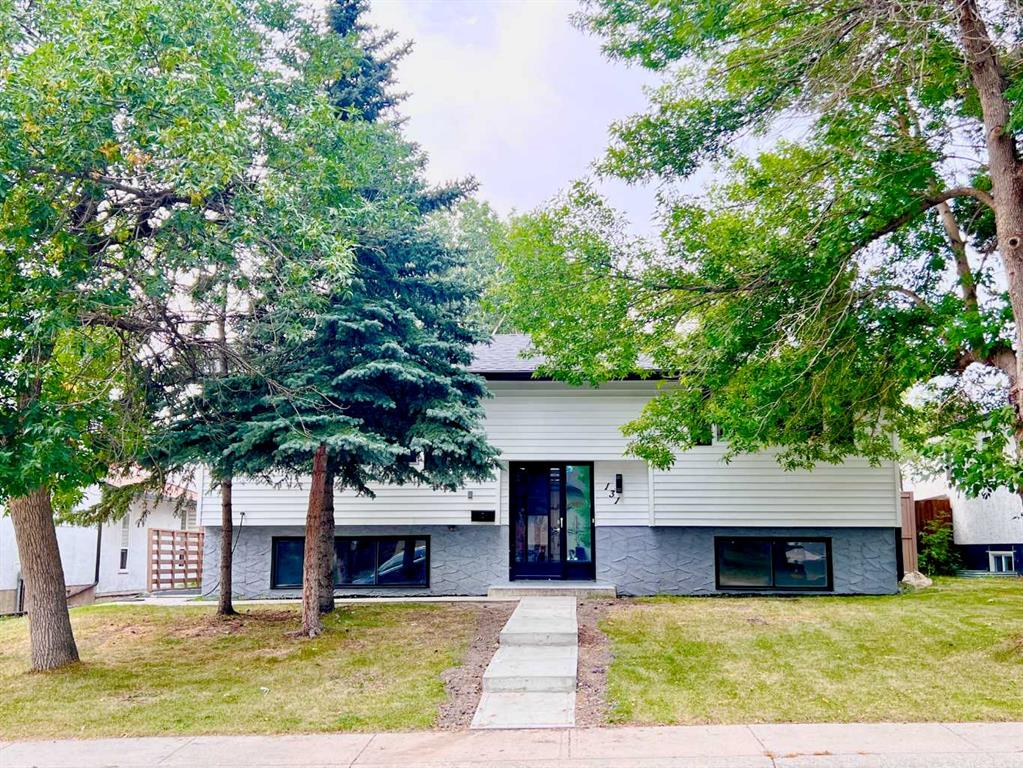 131 Whiteview Close NE, A2255442, Alberta,