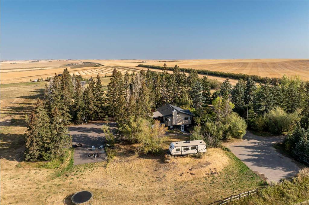 Fifth View of 322060 Range Road 261  , NONE, Rural Kneehill County, Alberta, T0M 2B0