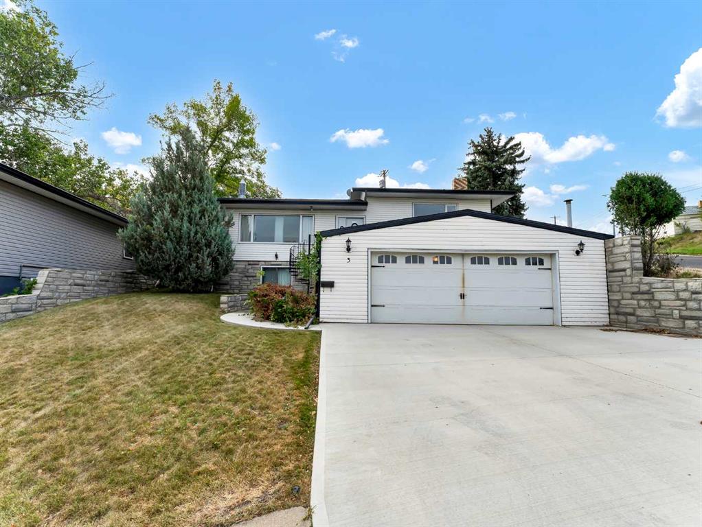3 2 Street SE, A2255512, Alberta,