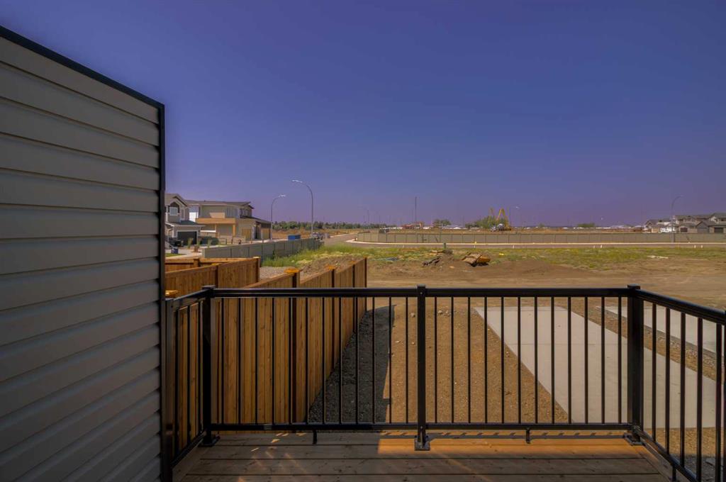 Third View of 4333 28 Avenue S, Discovery, Lethbridge, Alberta, T1K 8L3