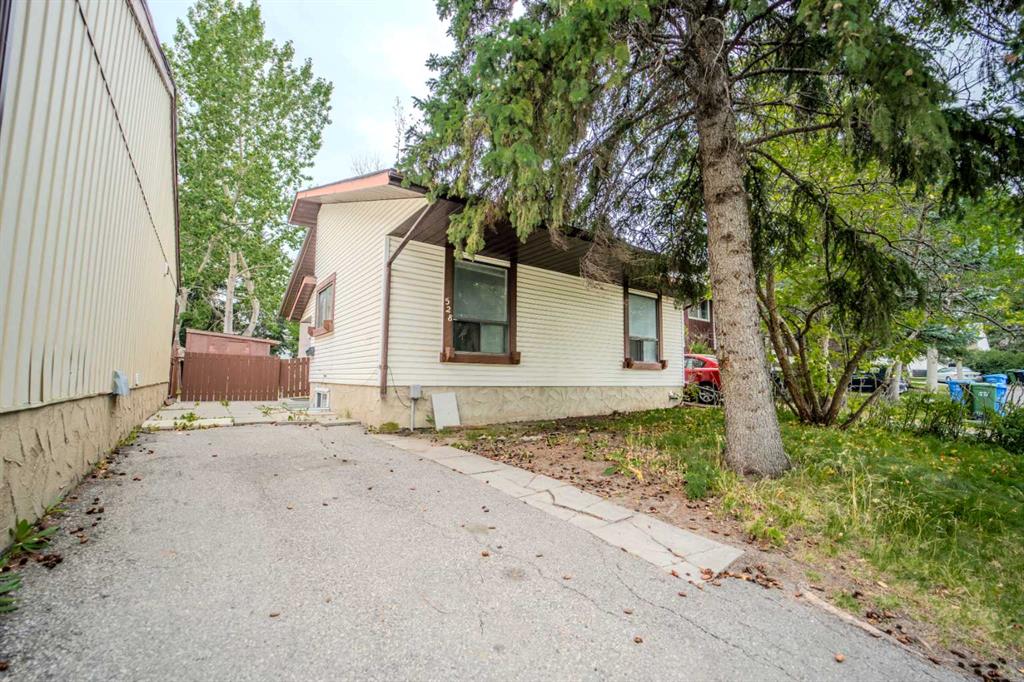528 Whitehill Place NE, A2255602, Alberta,