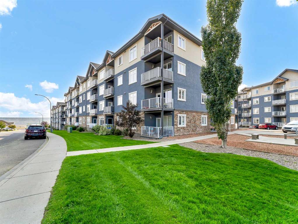 221, 19 Terrace View NE, A2255609, Alberta,