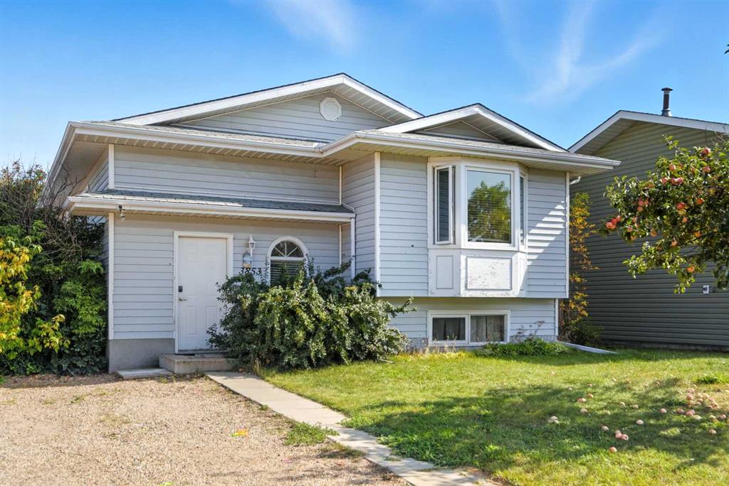 Second View of 3853, 51 avenue Close , Riverside, Ponoka, Alberta, T4J1C7
