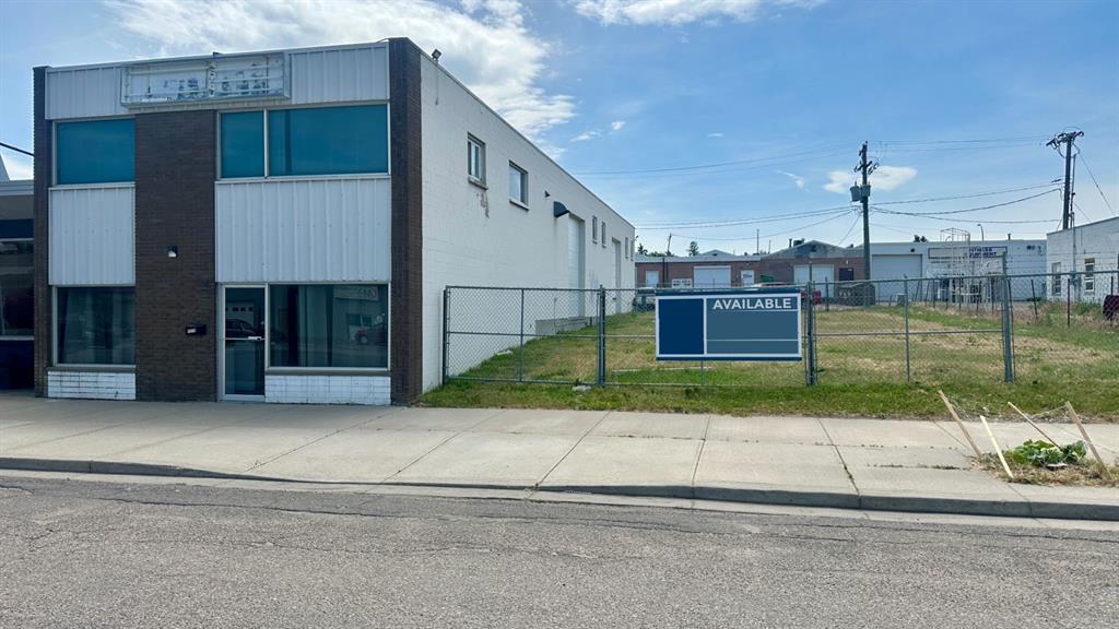 1270 2 Avenue S, A2255673, Alberta,