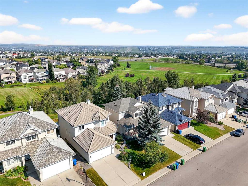 Third View of 36 Edgebrook Park NW, Edgemont, Calgary, Alberta, T3A 5V1