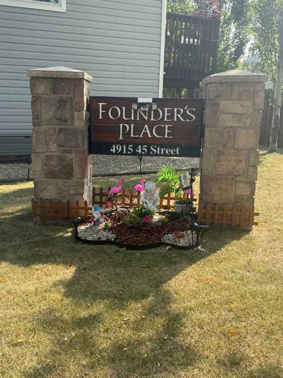 Second View of 104, 4915 45 Street , Fairview, Camrose, Alberta, T4V 1E3