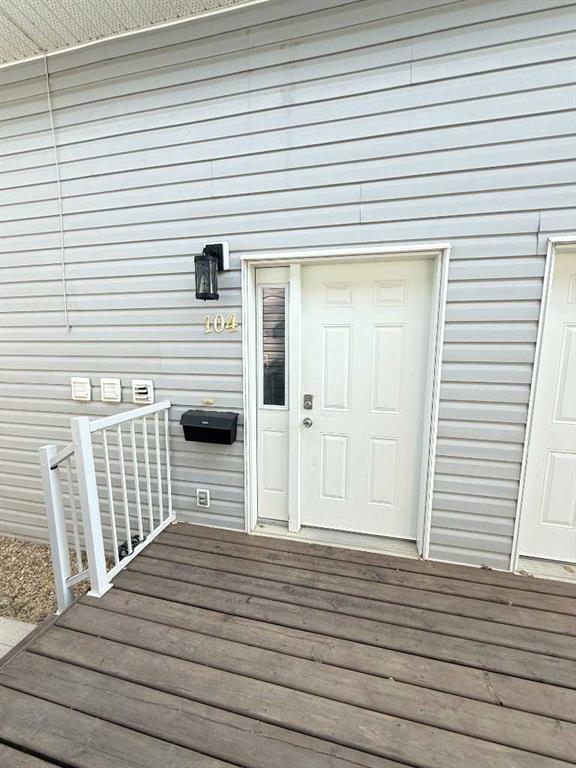 Third View of 104, 4915 45 Street , Fairview, Camrose, Alberta, T4V 1E3
