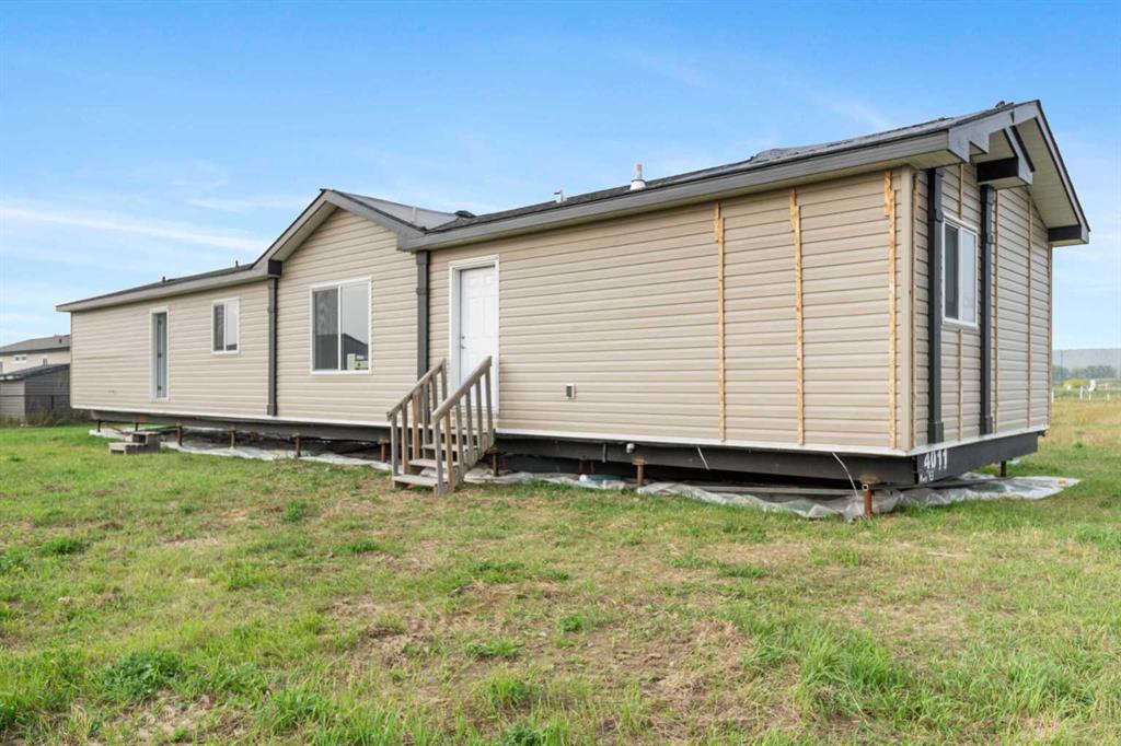 18 Shoreline Drive , A2255781, Alberta,