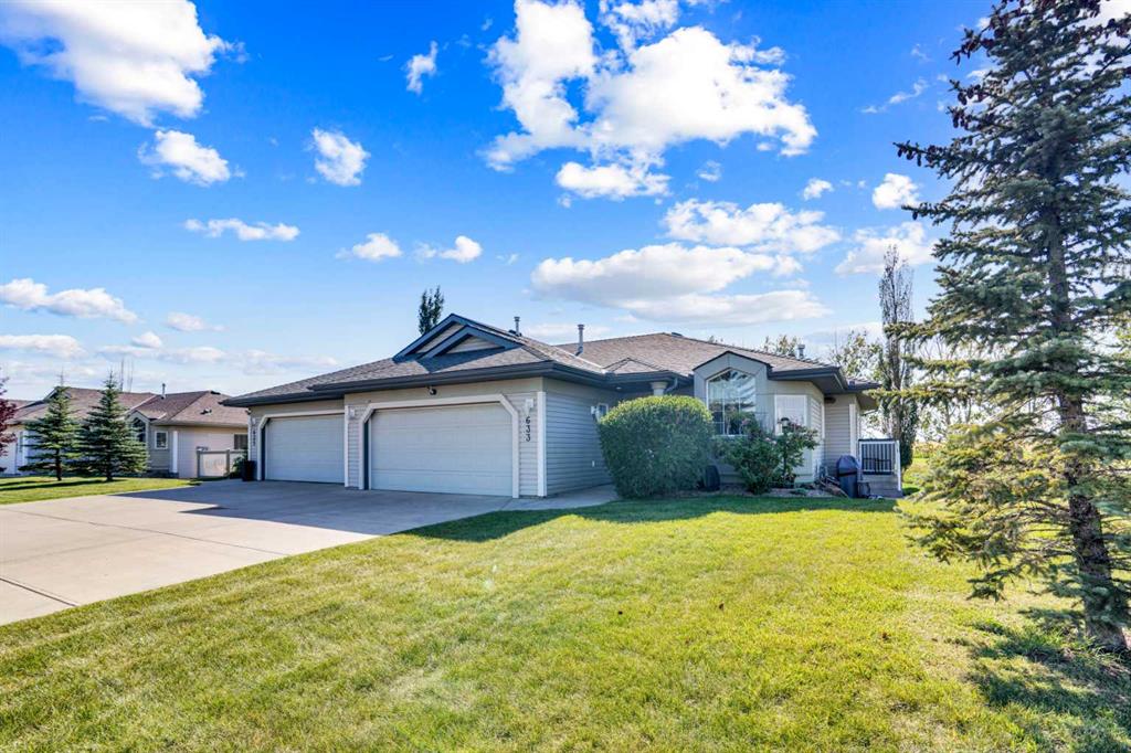 633 Advent Bay , A2255791, Alberta,