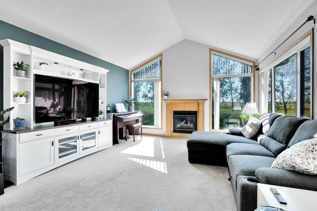 Fifth View of 633 Advent Bay , Prince Of Peace Village, Rural Rocky View County, Alberta, t1x1n8