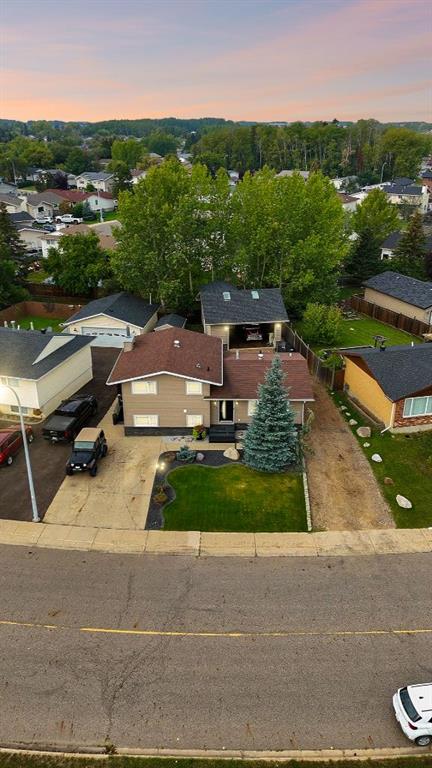 141 Hillcrest Drive , A2255801, Alberta,
