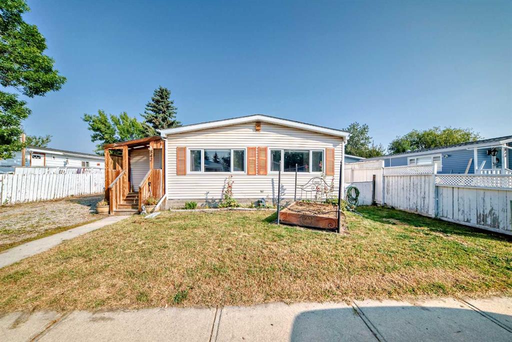 842 Briarwood Road , A2255913, Alberta,