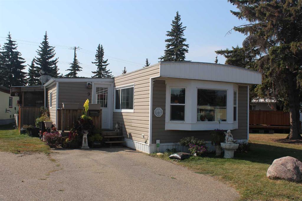 9 Parkside Drive , A2256117, Alberta,
