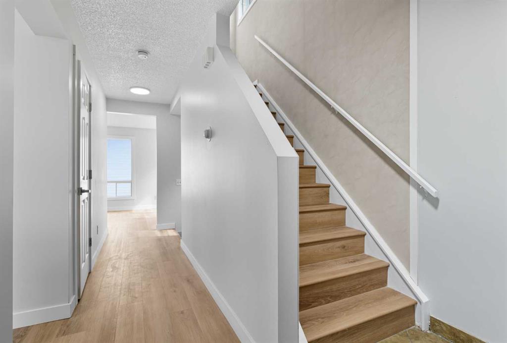 Fourth View of 24 Castlebrook Rise NE, Castleridge, Calgary, Alberta, T3J 1R5