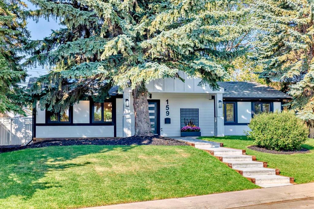 Main View of 159 Lake Wapta Rise SE, Lake Bonavista, Calgary, Alberta, T2J 2N2