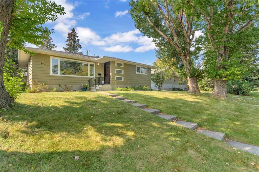 427 Capri Avenue NW, A2256277, Alberta,