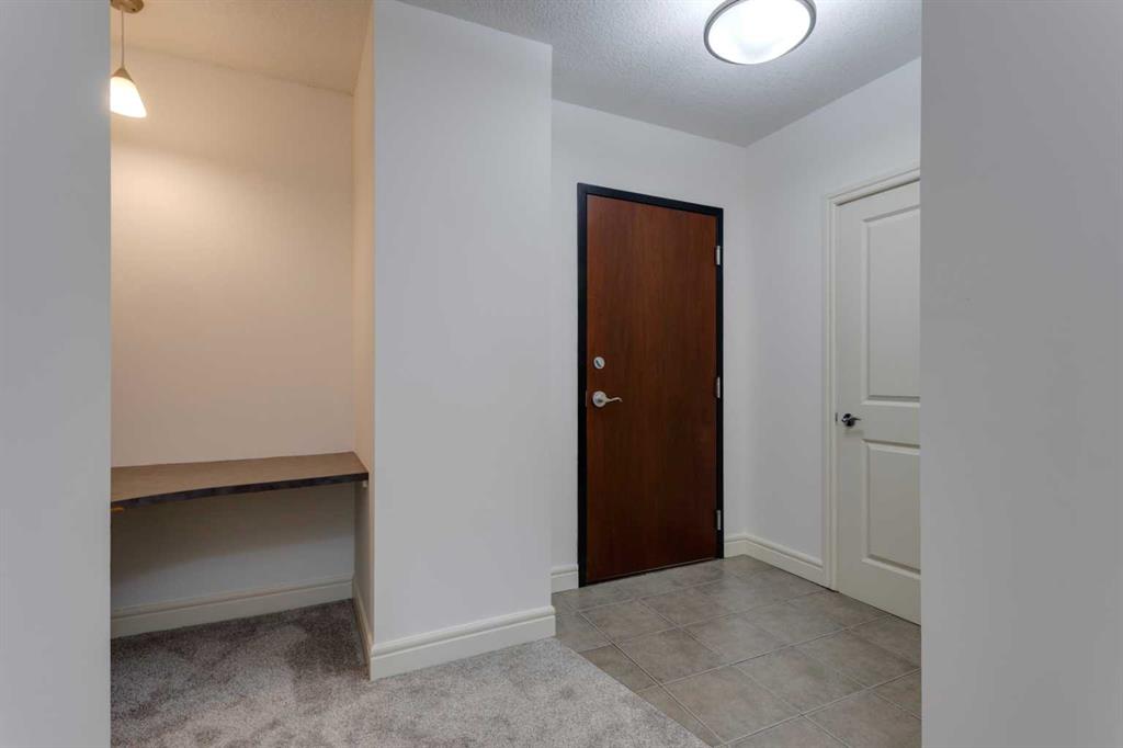 Fifth View of 1104, 910 5 Avenue SW, Downtown Commercial Core, Calgary, Alberta, T2P 0C3