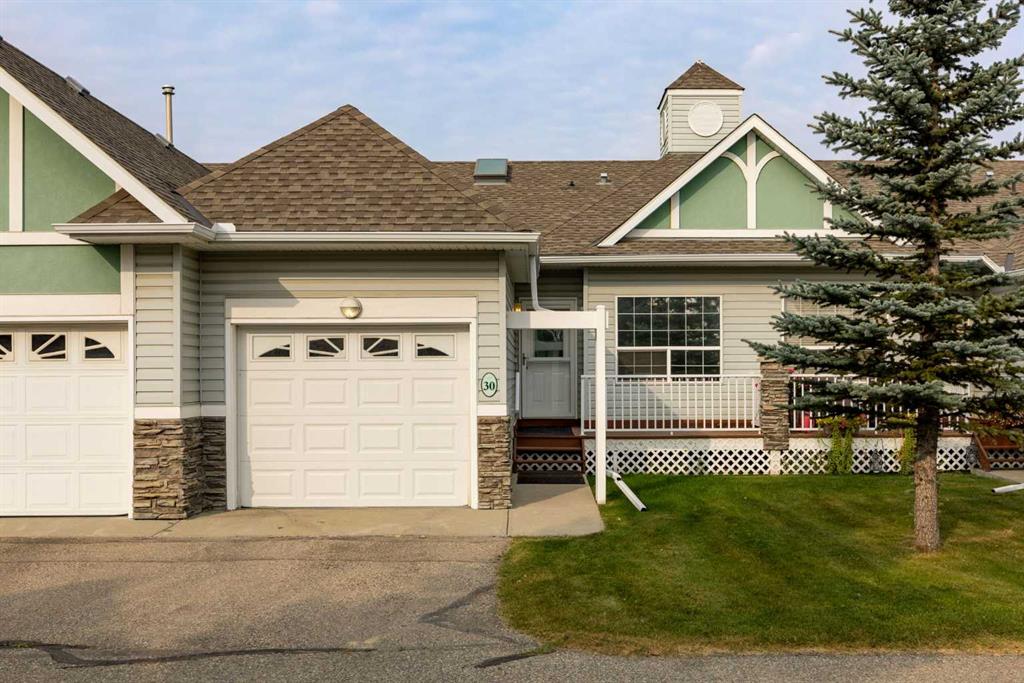 Third View of 30, 1008 Woodside Way NW, Woodside, Airdrie, Alberta, T4B 2T7