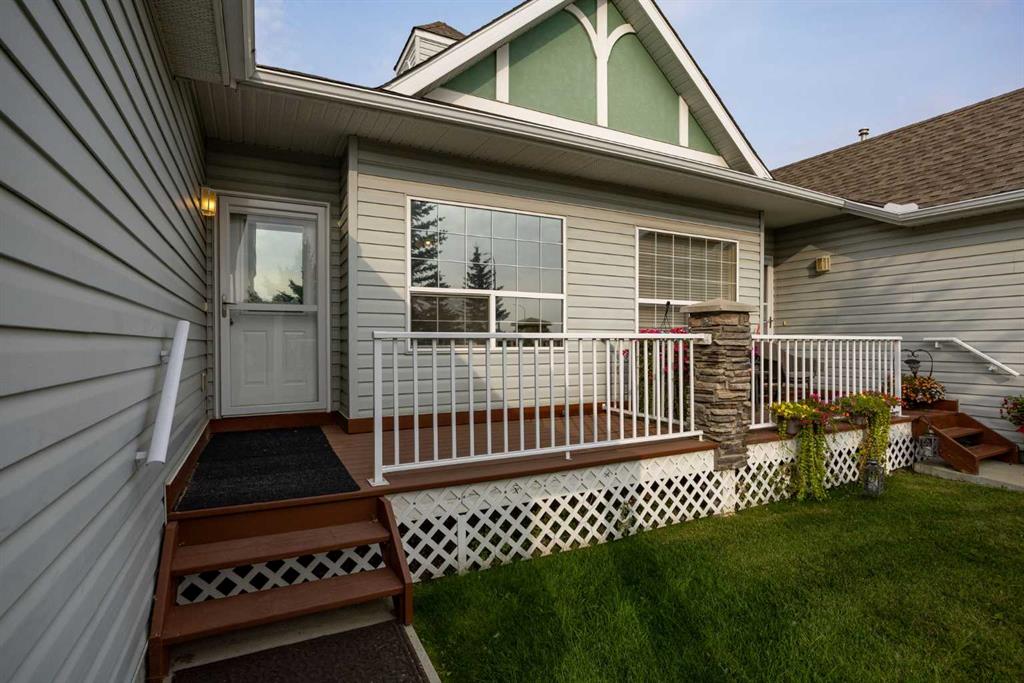 Fifth View of 30, 1008 Woodside Way NW, Woodside, Airdrie, Alberta, T4B 2T7