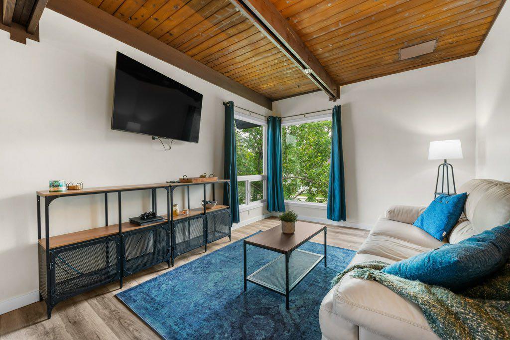 615 Sabrina Road SW, A2256368, Alberta,