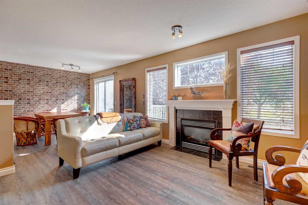 109 Hillview Terrace , A2256396, Alberta,