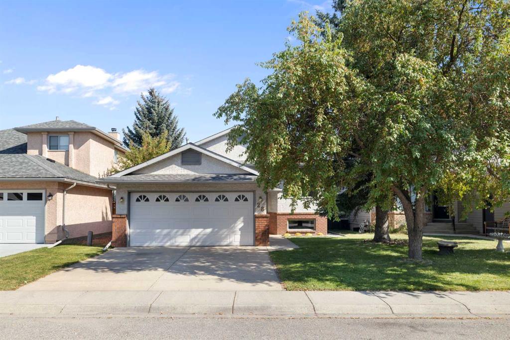 28 Millrise Close SW, A2256408, Alberta,