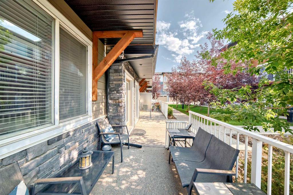 10, 111 Rainbow Falls Gate , A2256469, Alberta,