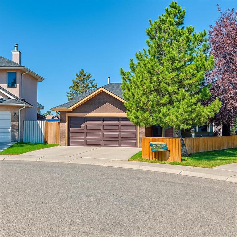 52 MARTINGLEN Place NE, A2256502, Alberta,