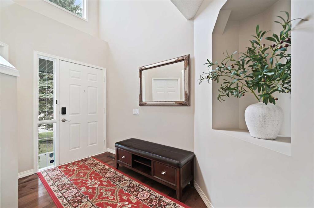 Fourth View of 66 Somerglen Close SW, Somerset, Calgary, Alberta, T2Y 3Z5