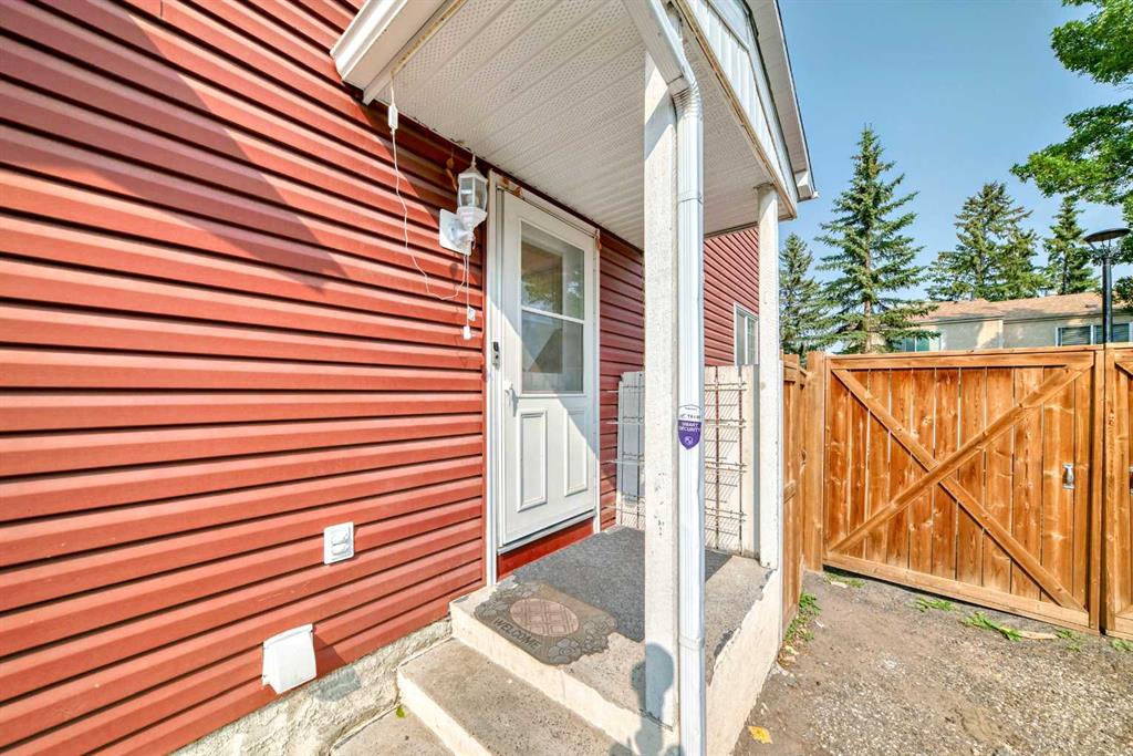 Third View of 120 Pineset Pl NE Place NE, Pineridge, Calgary, Alberta, T1Y 2Y1