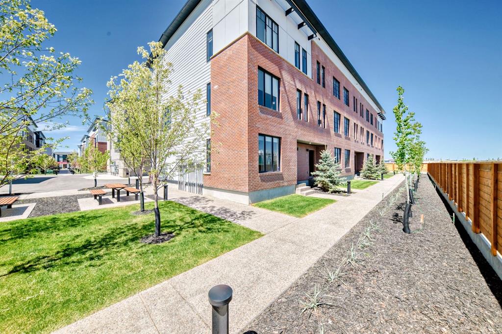 512, 8155 8 Avenue SW, A2256548, Alberta,