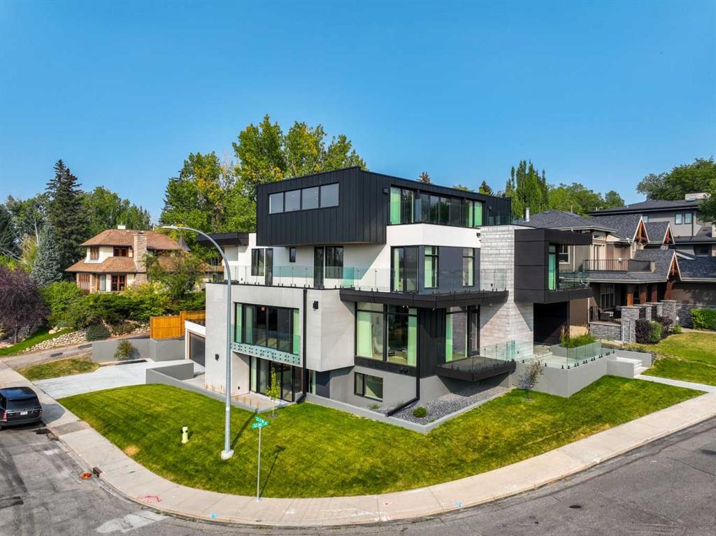 Fourth View of 2316 12 Avenue NW, Hounsfield Heights/Briar Hill, Calgary, Alberta, T2N 1K3