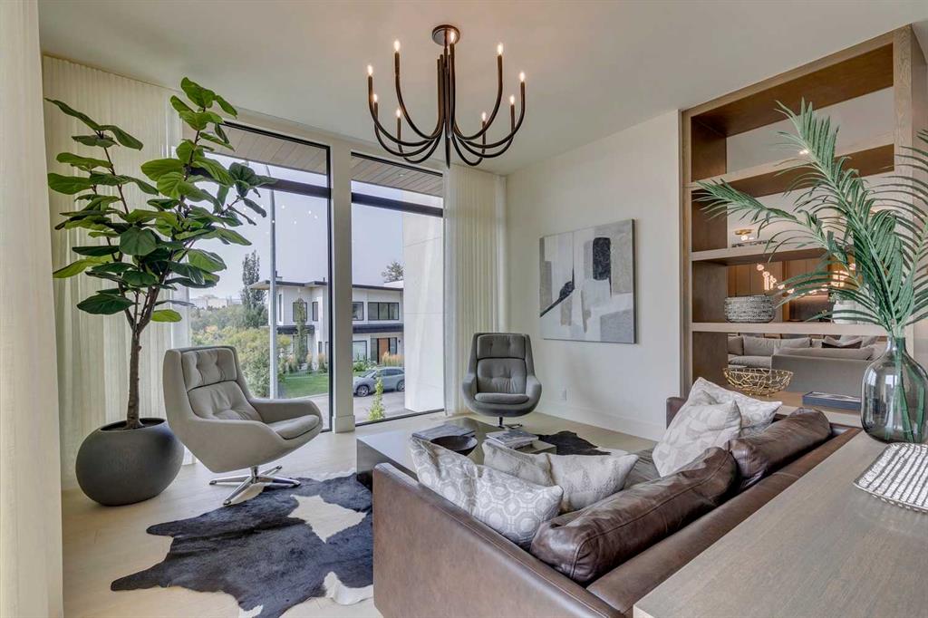 Fifth View of 2316 12 Avenue NW, Hounsfield Heights/Briar Hill, Calgary, Alberta, T2N 1K3