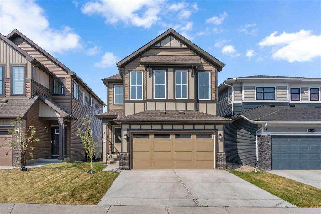 MLS® listing #105539338 for sale located at 1209 Chinook Gate Bay SW