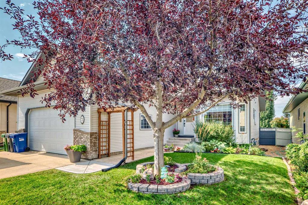 71 Adams Close , A2256830, Alberta,
