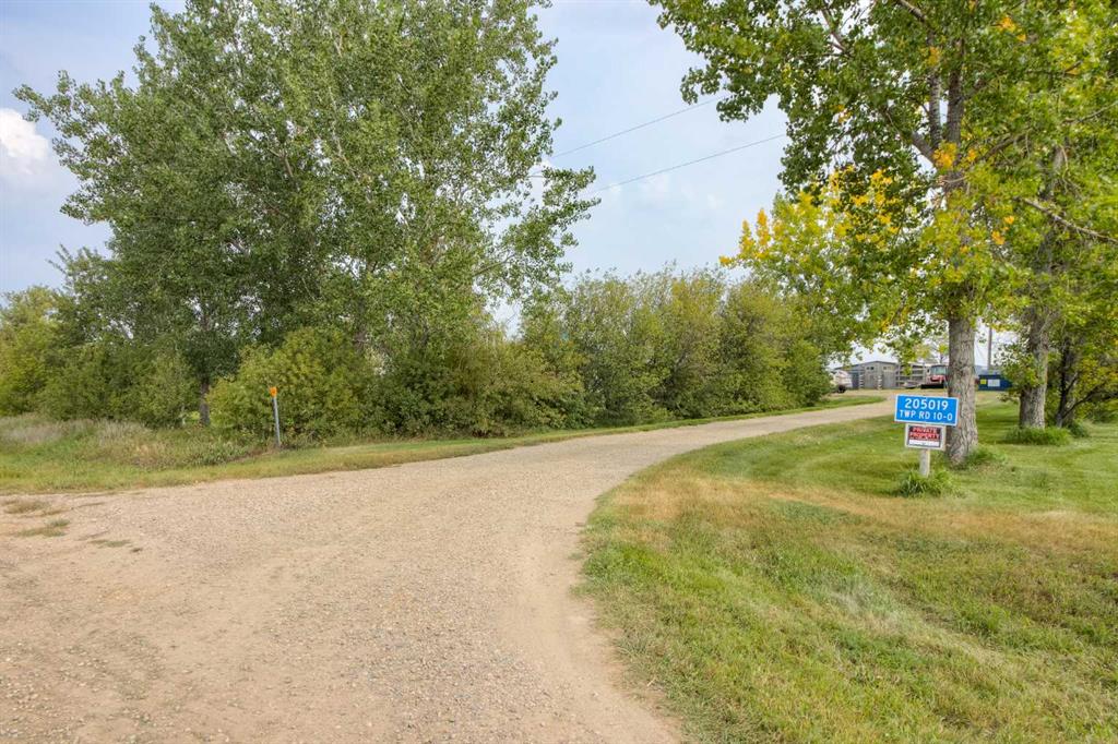 Second View of #4, 205019 100 RANGE Road SE, NONE, Rural Lethbridge County, Alberta, T0K 0T0