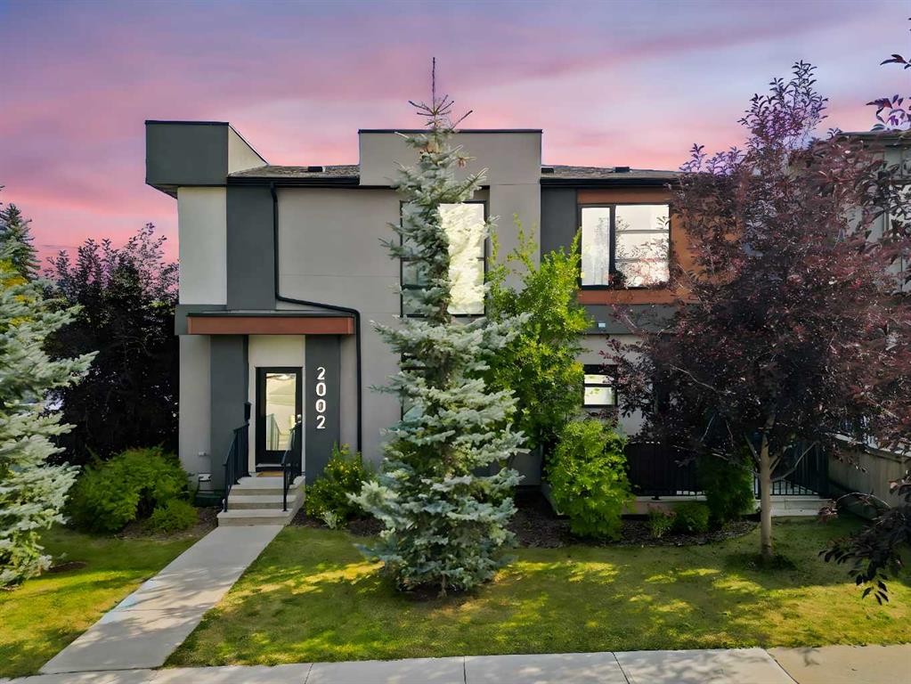 Third View of 2002 26A Street SW, Killarney/Glengarry, Calgary, Alberta, T3E 2C1