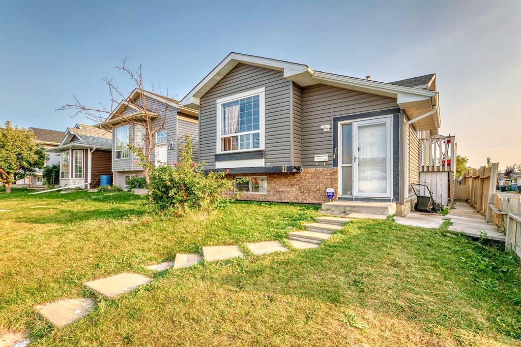Third View of 11 Martinwood Road NE, Martindale, Calgary, Alberta, T3J 3G6