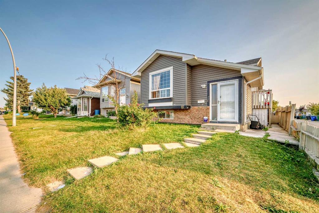Fourth View of 11 Martinwood Road NE, Martindale, Calgary, Alberta, T3J 3G6