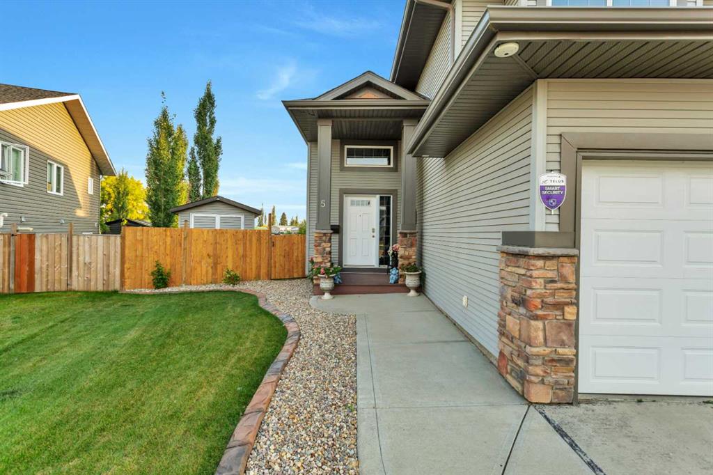 Third View of 5 Heritage Drive , Hawkridge Estates, Penhold, Alberta, T0M 1R0