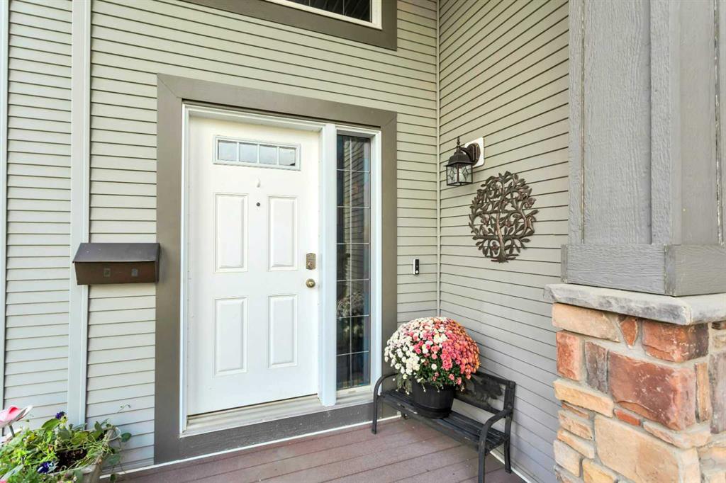 Fourth View of 5 Heritage Drive , Hawkridge Estates, Penhold, Alberta, T0M 1R0