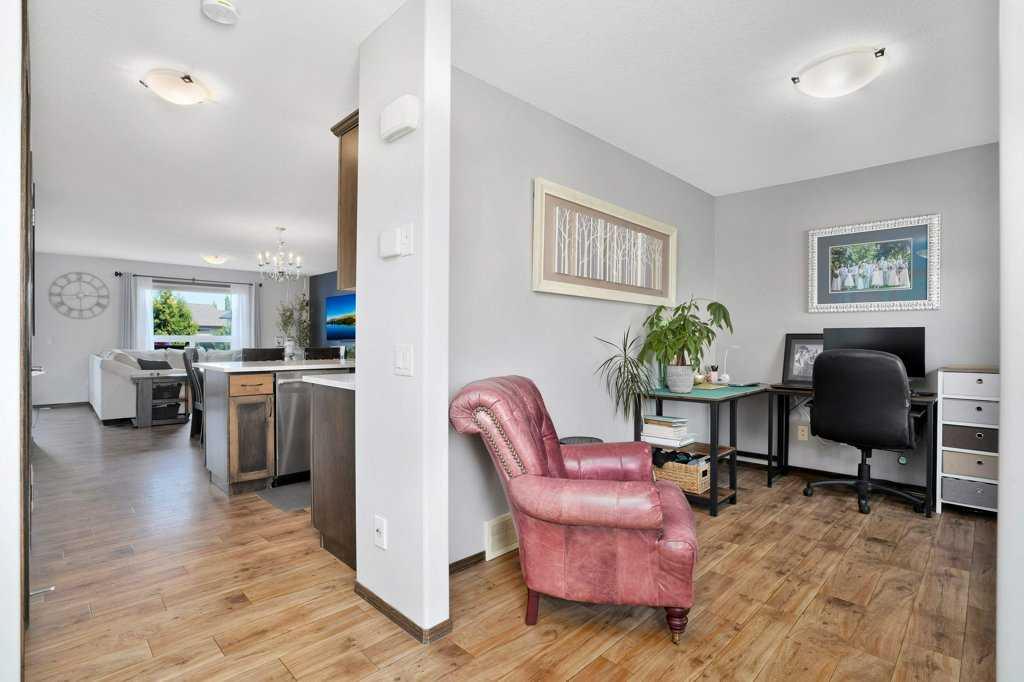 Fourth View of 136 Oswald Close , Oriole Park West, Red Deer, Alberta, T4P 0C1