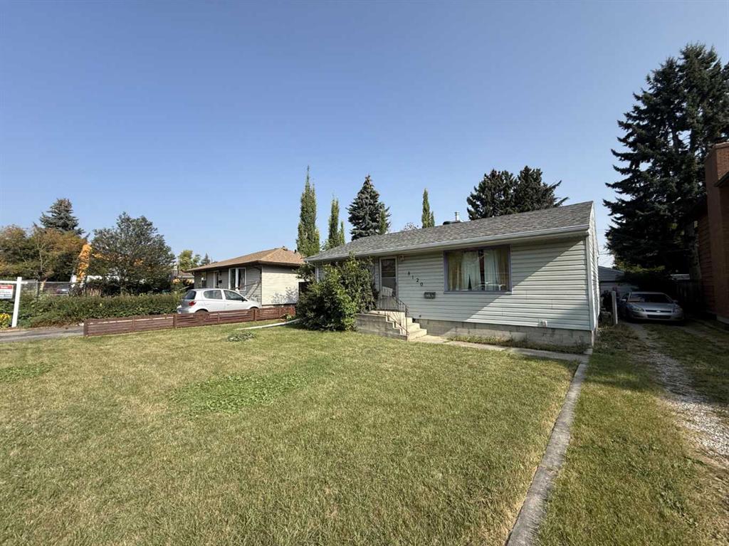 Fourth View of 8120 33 Avenue NW, Bowness, Calgary, Alberta, T3B 1L8