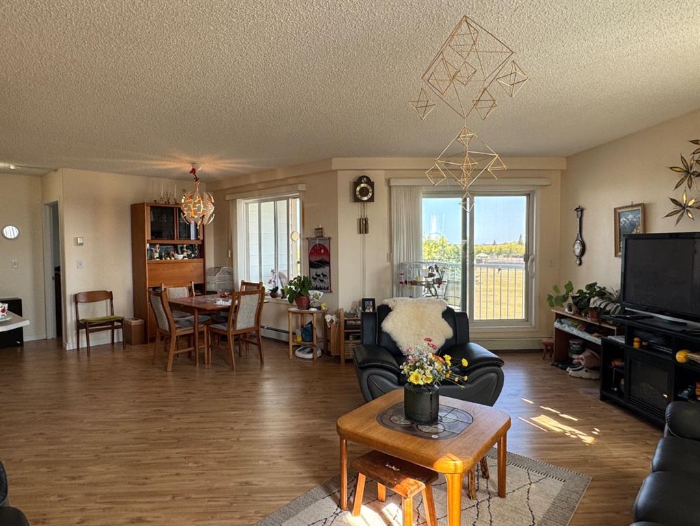 Fifth View of 401, 9932 100 Avenue , Sherridon Heights, Fort Saskatchewan, Alberta, T8L 4L2