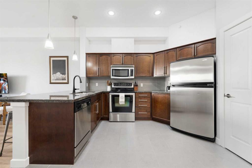 Fifth View of 407, 488 7 Avenue NE, Renfrew, Calgary, Alberta, T2E 0N2